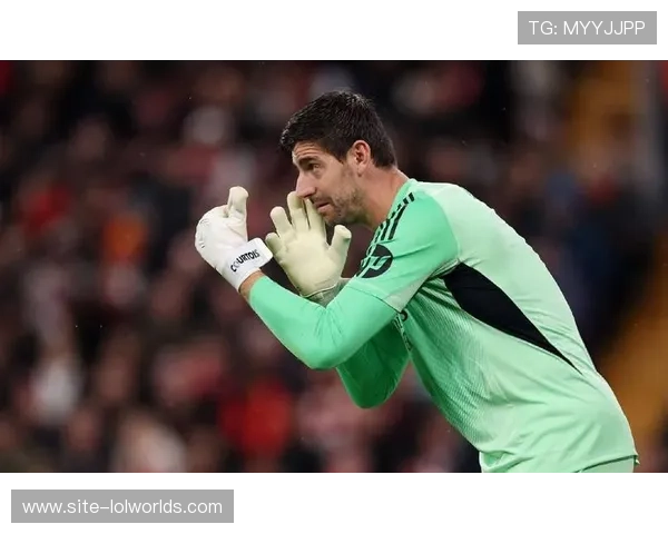 利物浦1-0擒皇马，麦卡利斯特头槌制胜，库尔图瓦神扑难救主