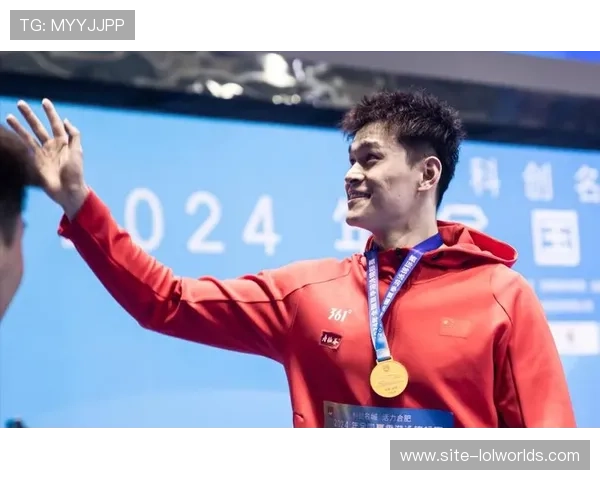 孙杨复出参赛引发讨论，网友期待其重返国内顶级赛场。